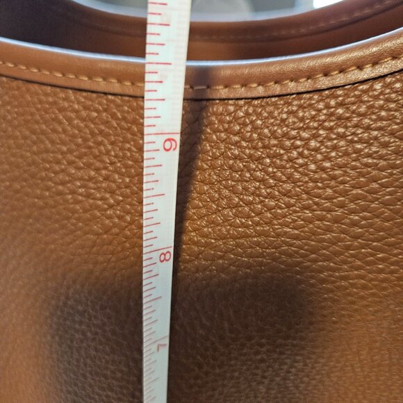 Coach Large Rust - Picture 9 of 14